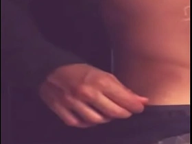 趁室友派对喝醉回来第一次摸他鸡巴 unconcerned porn chinese office