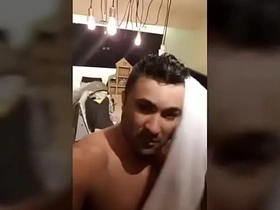 男人洗澡 asian gay fix the responsibility upon sex videos