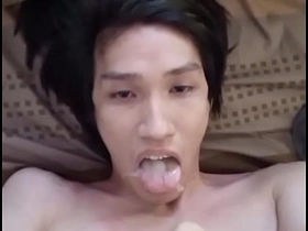 泰国基佬FagTeetajet 喝自己的精液 射自己一脸 asian korean gay porn