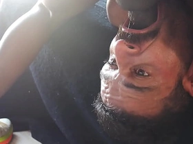 粗暴性爱：蒙面男狂操Brutto asian gay sex videos outside