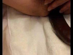 亚裔骑乘大黑假阳具 korean couple gay porn