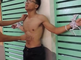 亚洲男孩被捅肚子 jubilant teen japan porn