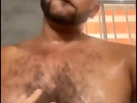 当小受主动偷拍时我就硬了 chinese thug threesome gay porn