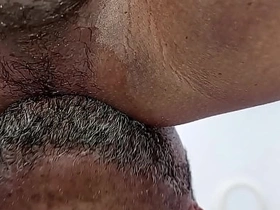 楼管的儿子每周都操我屁股。这次他想拍下来，最后被我射了一脸 gay guys porn chinese