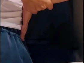 几杯黄汤下肚后 我尝了好奇直男的大屌 japan gay porn sojourn