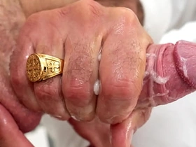 老石匠费利克斯·坎普在所谓面试中把学徒迪伦·泰德斯搞到勃起！这帮石匠真他妈乱！ jubilant chinese videos porn