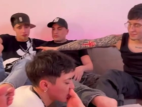 巴西佬与阿根廷人的淫乱趴 - FREE japan hunk ch gay porn