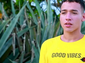 嫩臀骚年挨操实录 gay porn asia hd