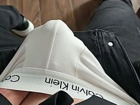 单身同志老爹PhantomGentX把软屌撸硬后疯狂手淫 asian school gay porn