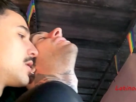 拉丁小鲜肉边健身边互操 asian village gay boys sex caught videos