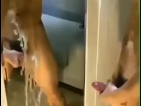 亚裔射满镜子 chinese basketball player gay porn