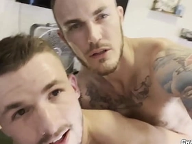 ChristianWilde: 大鸡巴Christian Wilde专业地舔Lane Colten的屁眼 porn gay boy chinese