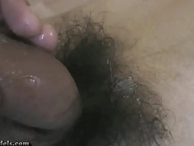 被绑的亚洲大屌男孩打手枪 gym gay porn asian