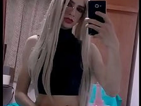 金发骚货用假阳具猛插自己的紧逼 porn reputation gay japan