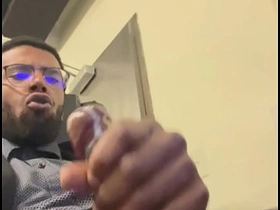 前台打飞机射精 chinese pop twink gay porn