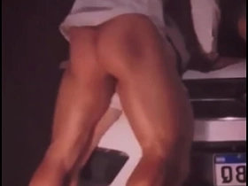 在邻居家门外野战巡航 austin wolf hot gay porn