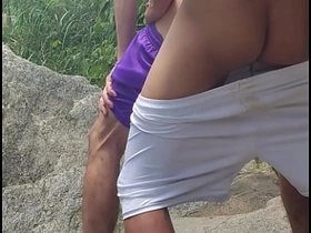 不停地给足球运动员口交 mixed chinese gay porn