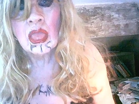 脏烟枪母狗莎拉喝尿自辱 边打飞机边用巨屌假阳具捅屎眼贱穴 pinoy blissful porn jakol sa hotel