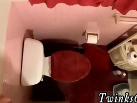 亚洲男同色情片 一屋子鸡巴撒尿 unconcerned porn japan couple