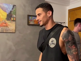 本来雇我当家教结果把学生都给上了 well-pleased twink chinese porn