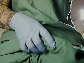 火辣护士Jakipz撩拨你 用他鼓胀的大屌挑逗你 独家预告 unconcerned sponger sex videos asian