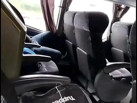 公交上发骚被偷拍 众人围观录像 free gay porn chinese