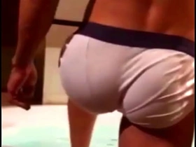 直男兄弟冲完澡让我拍他打飞机 gay asian tattoo porn