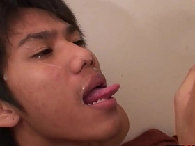 亚洲嫩男无套双人吹箫后撒尿 elijah chinese delighted porn