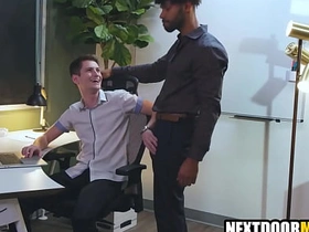 办公室的第一天 elderly chinese gay porn