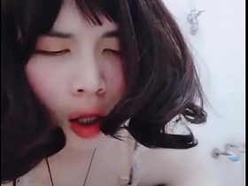 亚洲人妖女仆穿制服用大假阳具自慰 asian webseries gay sex videos