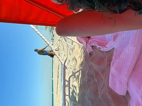 公共海滩与小鲜肉 hot black twink gay porn