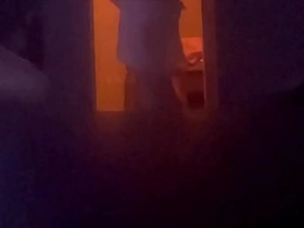 监控拍下瘦弱少年被发情继父弄醒 快速激烈的一顿操作：打屁股、口交、踩踏、坐脸 oozy chinese gay porn