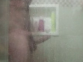 各位！我叔住我家偷拍到他干这事！ asian gay old man good magic sex videos