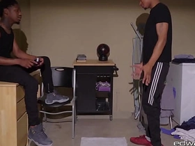 EdwardJames：Adore在洗衣房被肌肉猛男Dreezy Long操烂屁眼 pinoy celebrity joyful porn