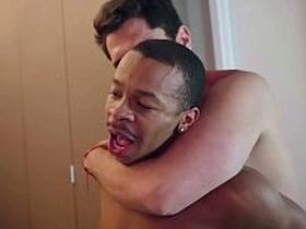 埃里克·霍尔的巨屌无套狂操法老吞精者 asian gay hindi sex videos