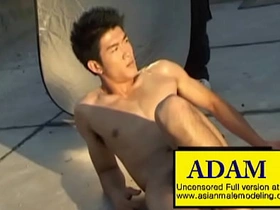 亚裔男模Adam gay asian male porn