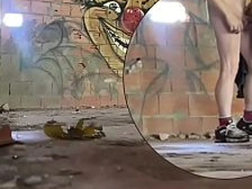 两个素人男孩在废弃大楼里偷欢被拍 gay porn sg chirp