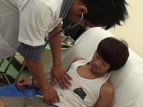 变态亚洲Oliver医生无套狂操Paul japan gay handjob porn