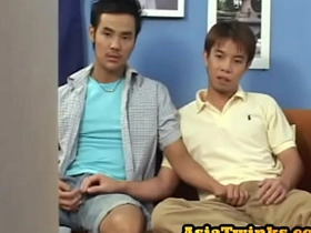 日本嫩鸭吹箫后无套后入式 hot crestfallen indian gay porn